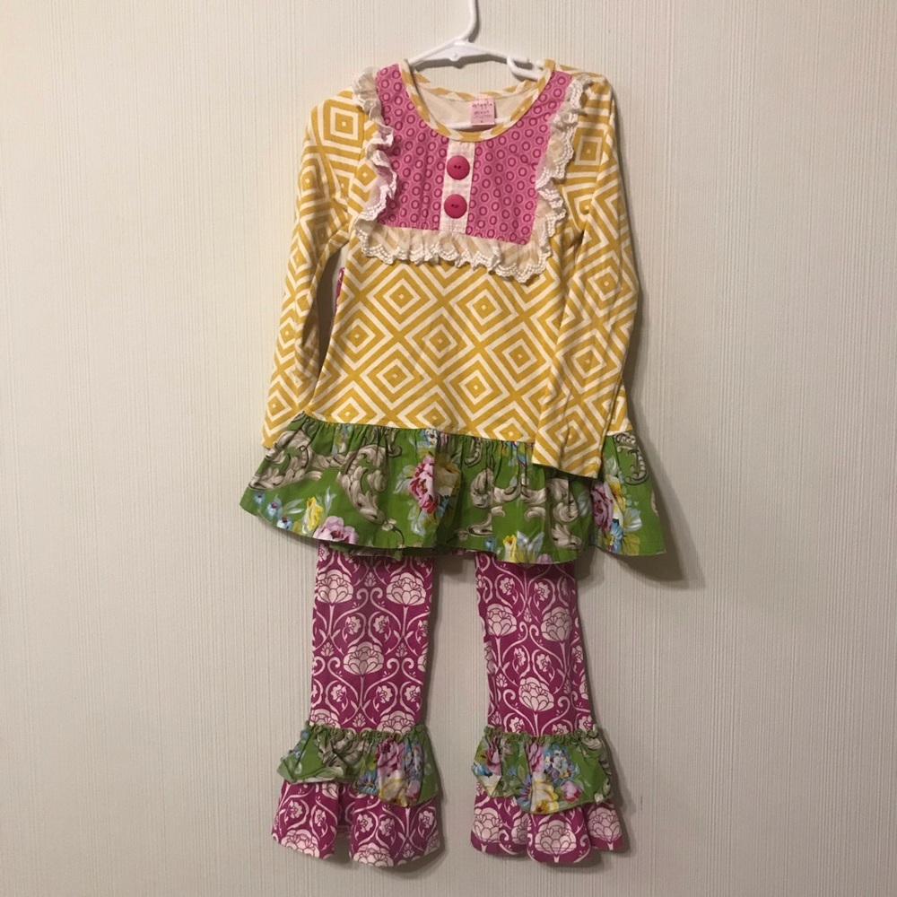CUTE! Giggle Moon girls 2 piece set girls size 6
